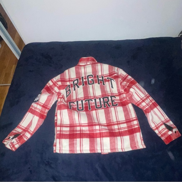 Brand: First Row - Picture 3 of 3